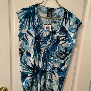 Spring, here we come.  3 shades of blue with black and white splashed in.